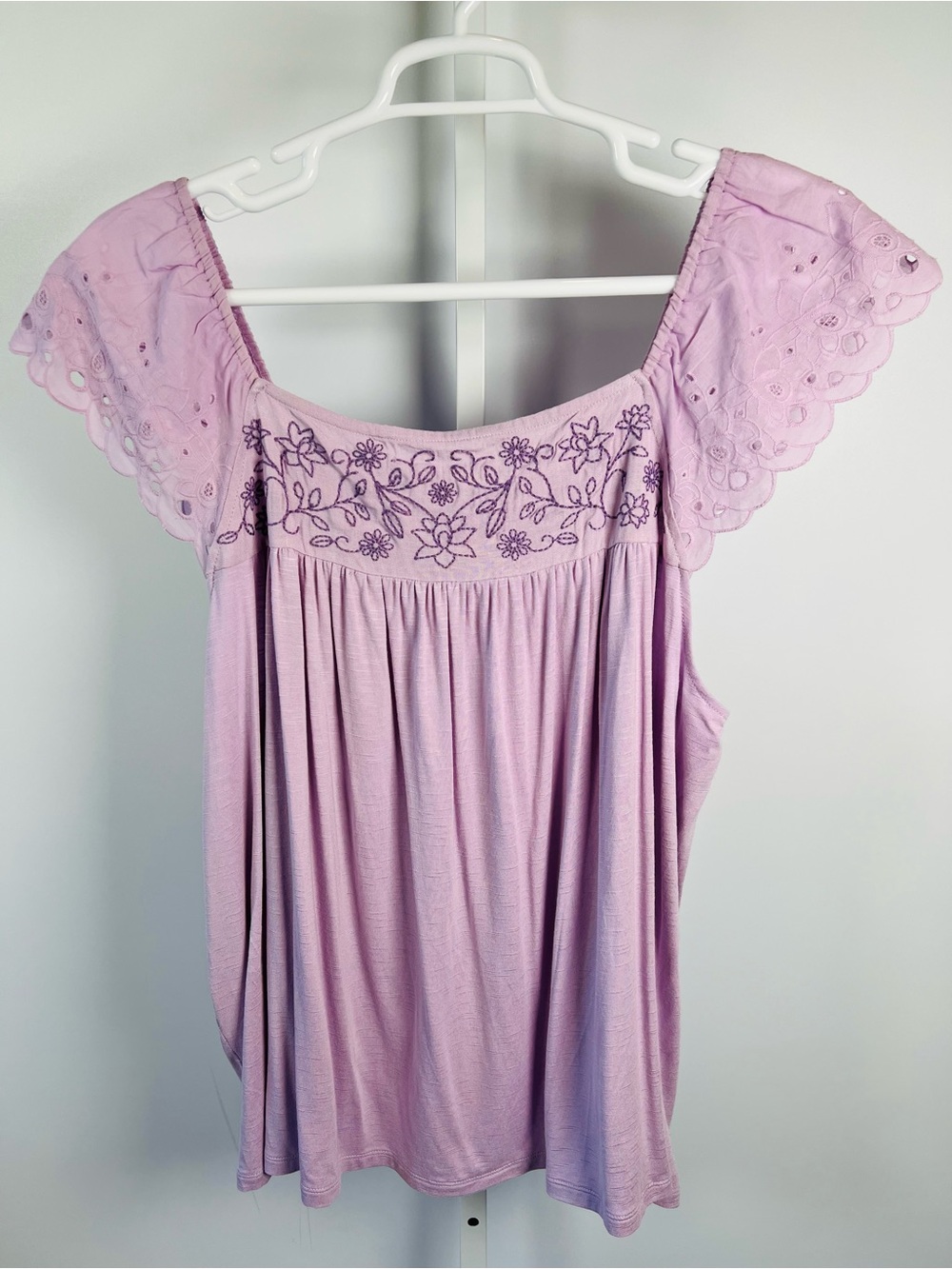 Thread & Clover 3X Lavender Frost Embroidered Eyelet Flutter Sleeve Top NWT